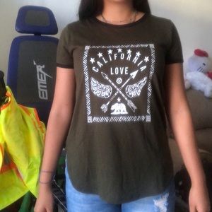 Dark green California love shirt